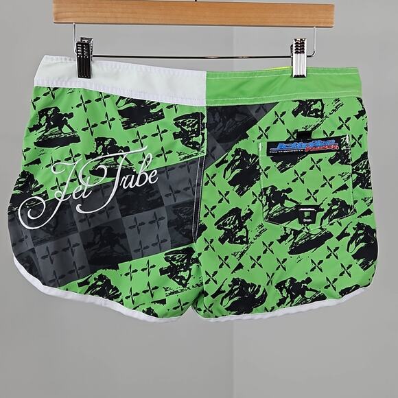 Jet Tribe Cross Hatch Jet Ski Water Sports Swim Shorts in Green | Juniors 9 - Picture 2 of 14